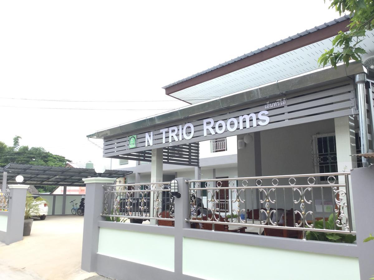 N Trio Nan Hotel Bagian luar foto
