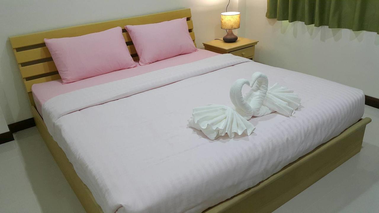 N Trio Nan Hotel Bagian luar foto